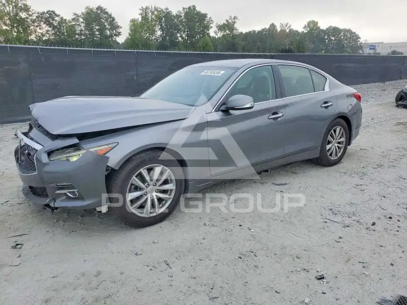 2015 Infinity Q50 фото