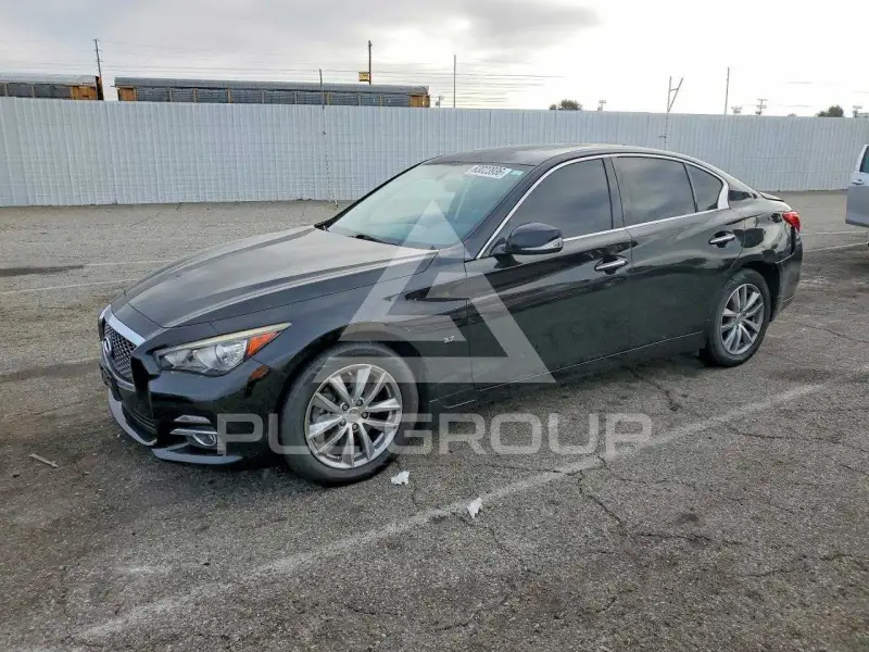 2015 Infinity Q50 photo