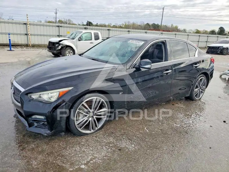 2015 Infinity Q50 photo