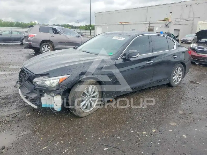 2015 Infinity Q50 фото