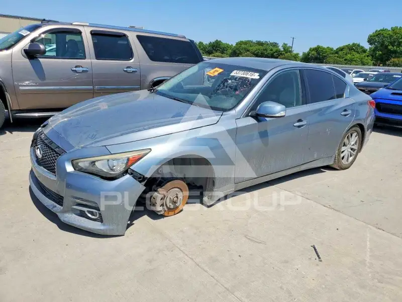 2015 Infinity Q50 фото
