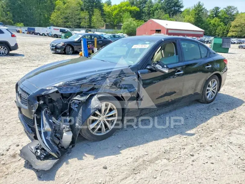 2015 Infinity Q50 фото