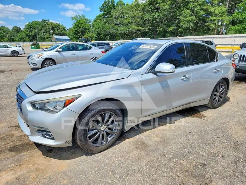 2015 Infinity Q50 фото