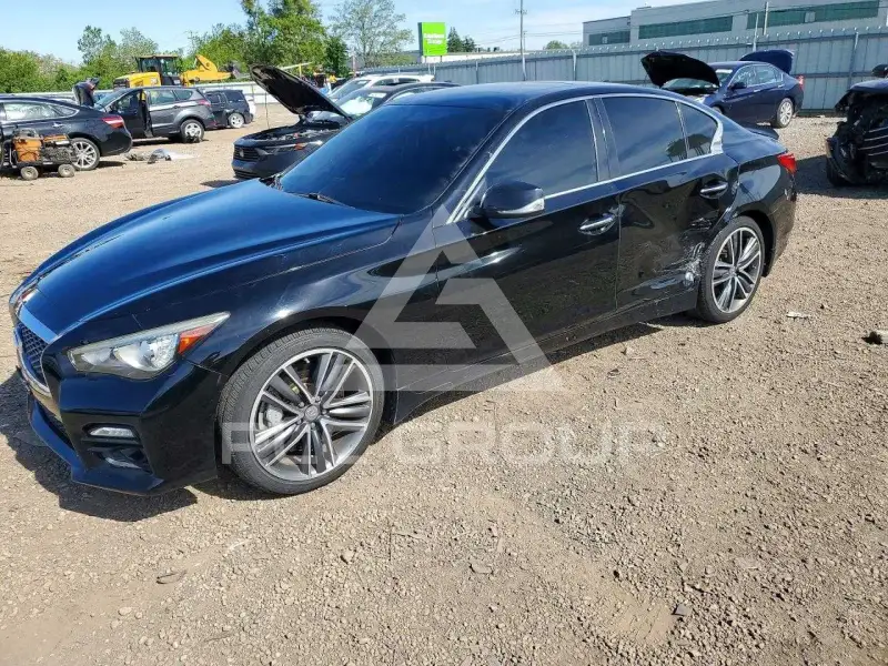 2015 Infinity Q50 фото