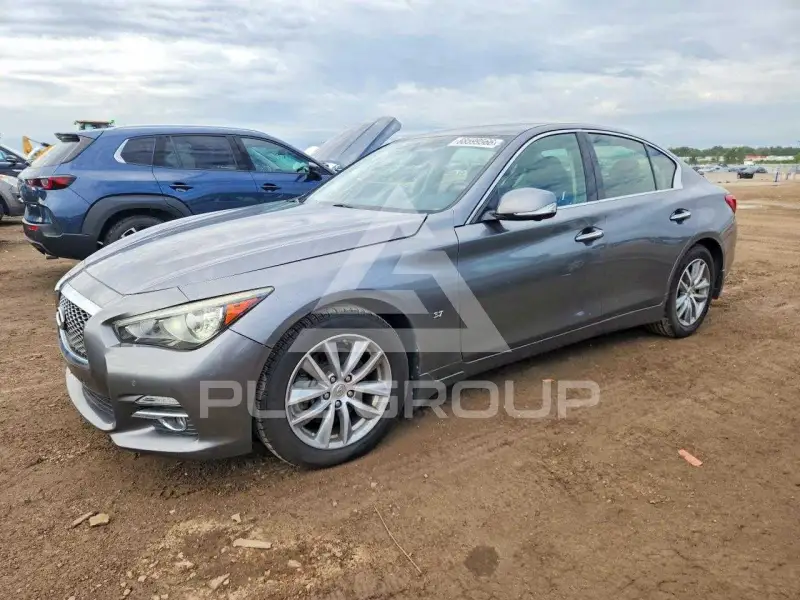 2015 Infinity Q50 фото