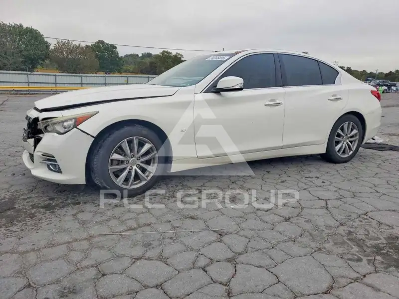 2015 Infinity Q50 photo