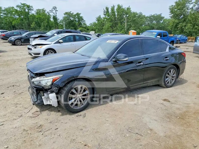 2015 Infinity Q50 фото