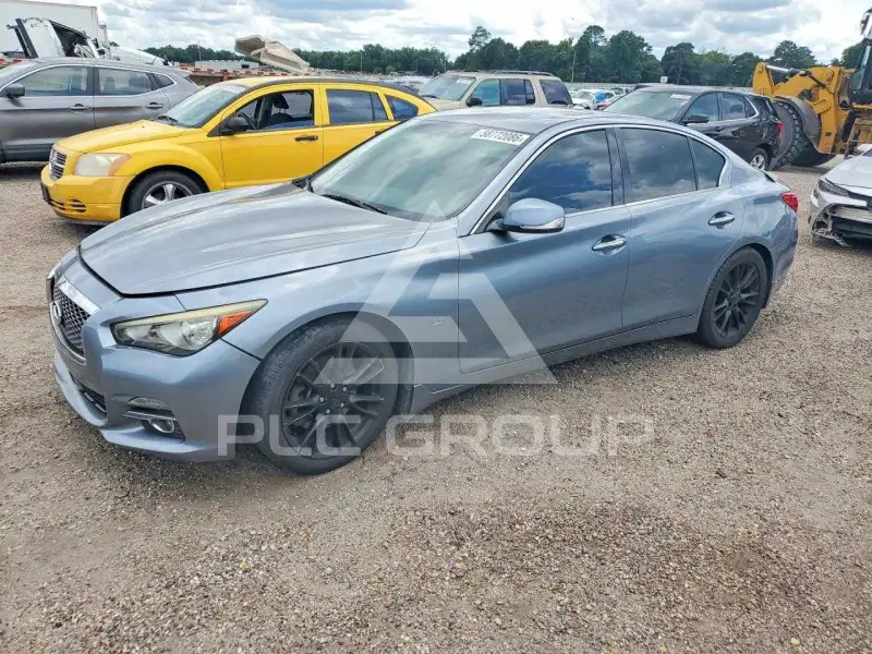 2015 Infinity Q50 фото