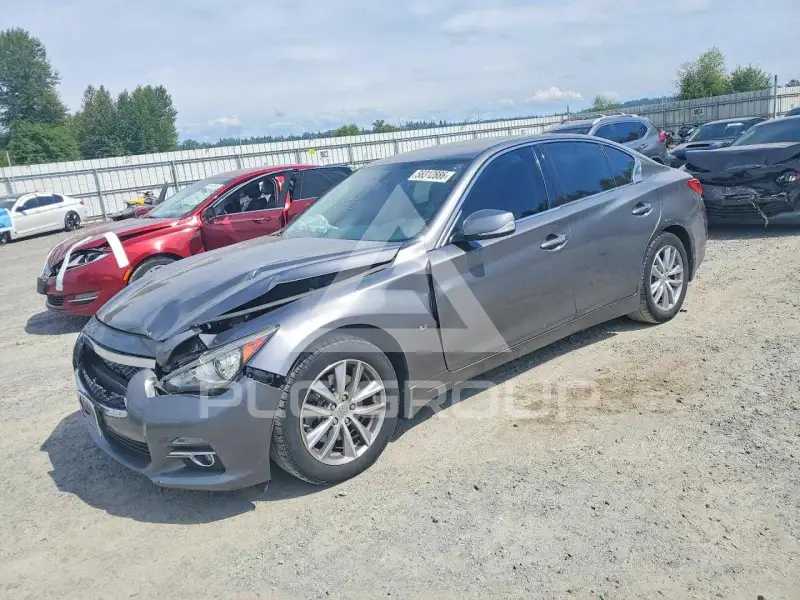 2015 Infinity Q50 фото