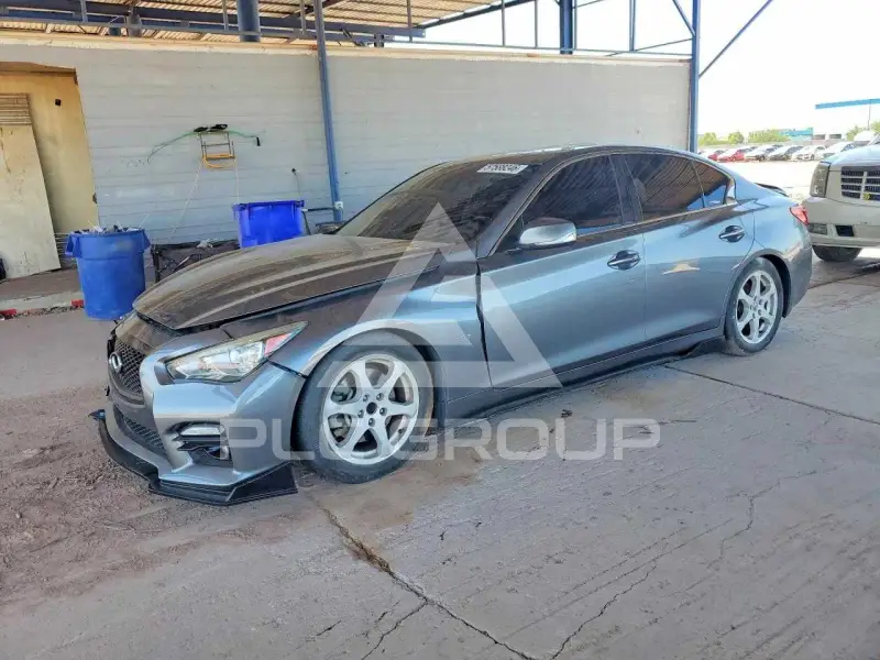 2015 Infinity Q50 фото