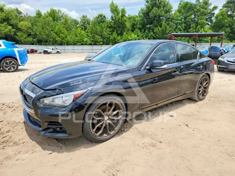 2015 Infinity Q50 photo
