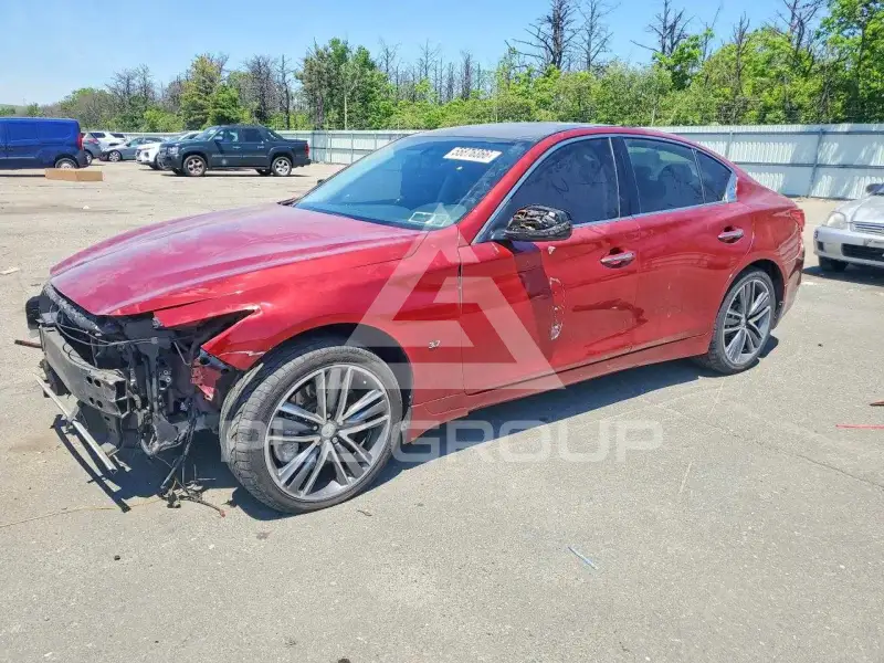2015 Infinity Q50 фото