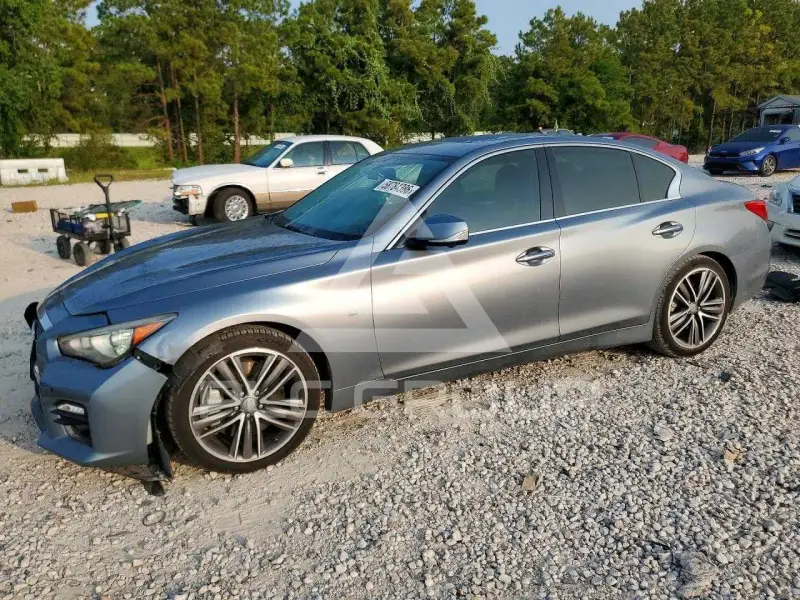 2015 Infinity Q50 фото