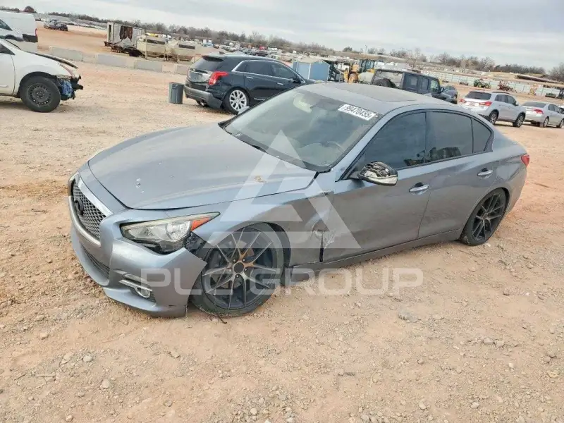 2015 Infinity Q50 фото