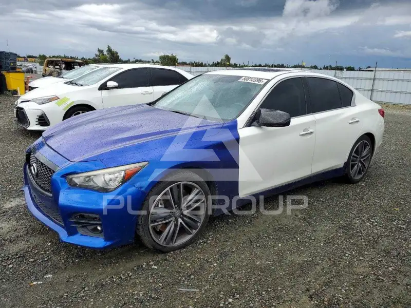 2015 Infinity Q50 фото