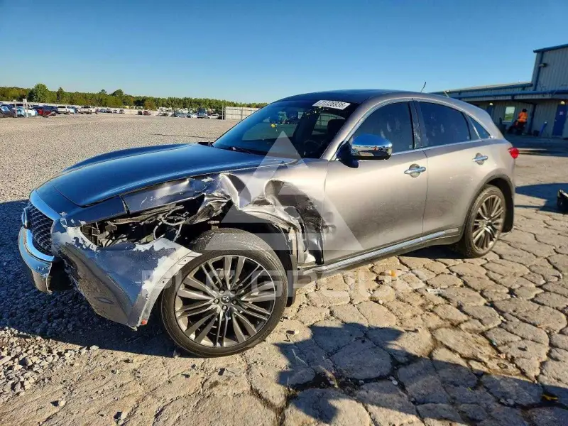 2015 Infinity QX70 фото