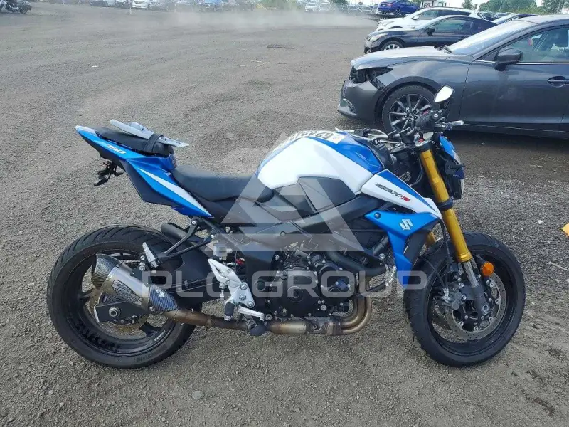 2015 Suzuki GSX-R750 фото