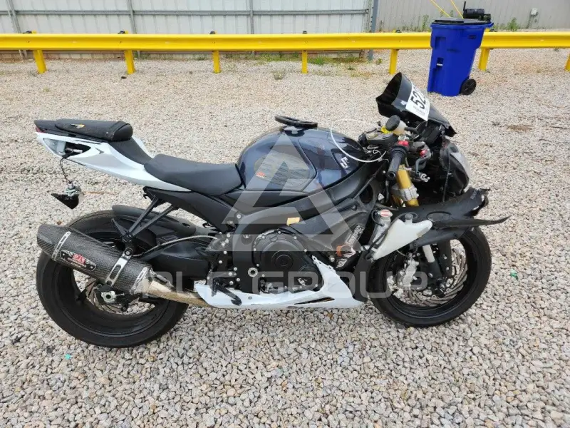 2015 Suzuki GSX-R750 фото