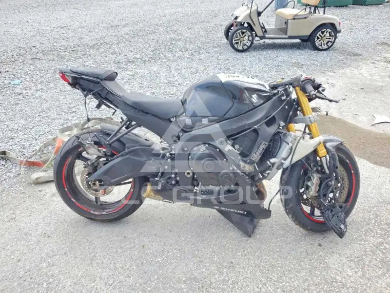 2015 Suzuki GSX-R750 photo