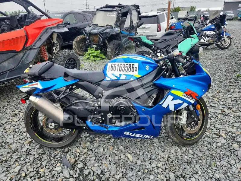 2015 Suzuki GSX фото