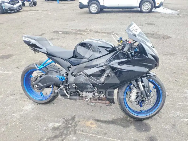 2015 Suzuki GSX фото
