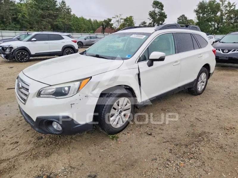 2015 Subaru Outback photo