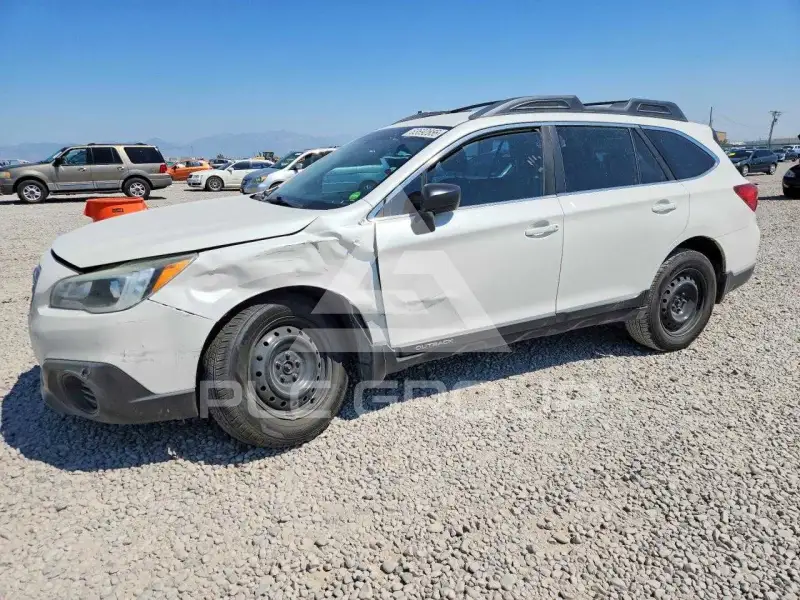 2015 Subaru Outback photo