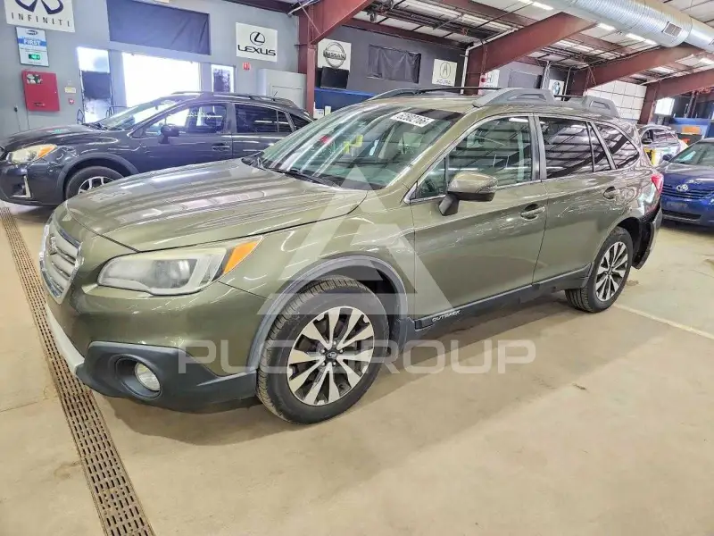 2015 Subaru Outback photo