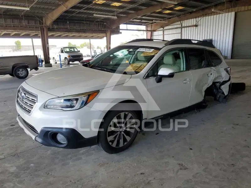 2015 Subaru Outback photo