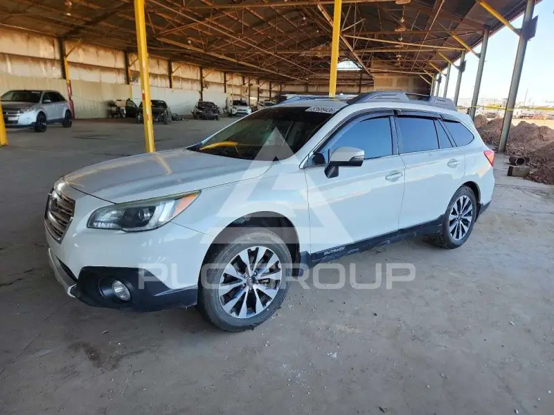 2015 Subaru Outback photo