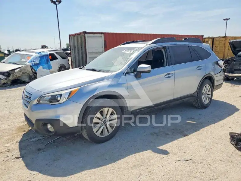 2015 Subaru Outback photo