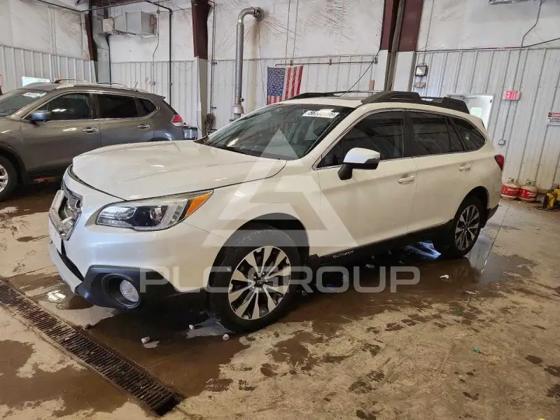 2015 Subaru Outback photo