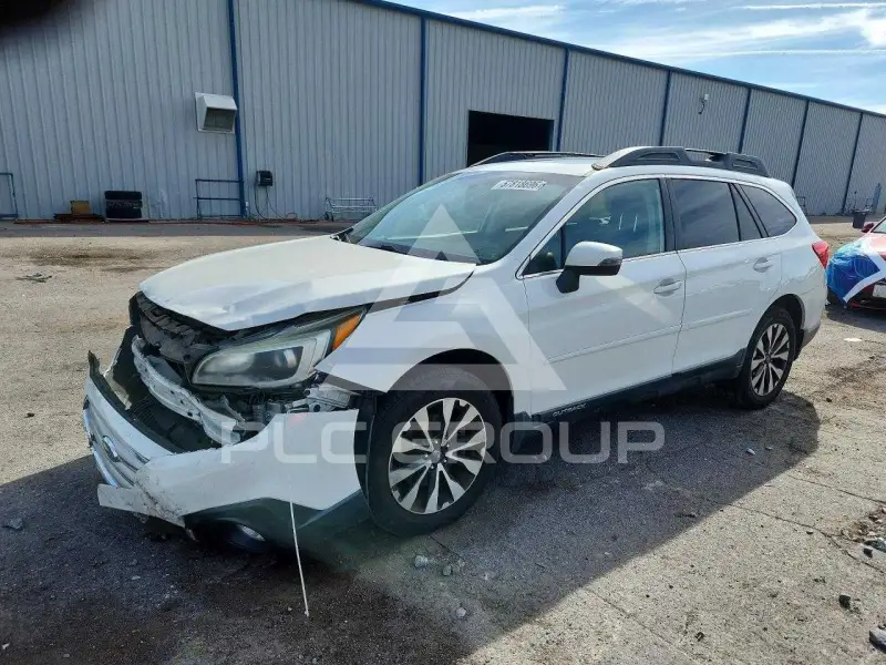 2015 Subaru Outback photo