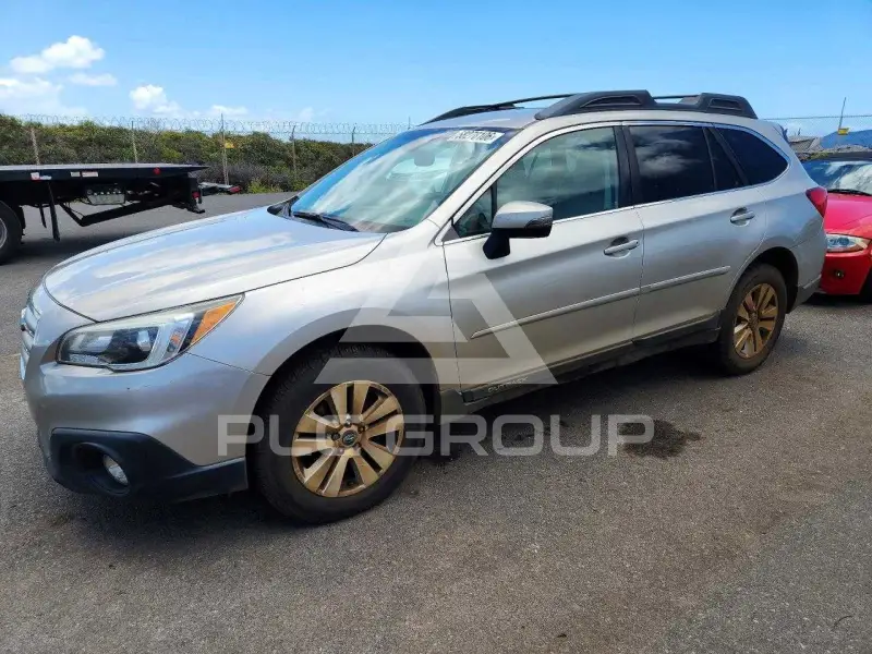 2015 Subaru Outback photo