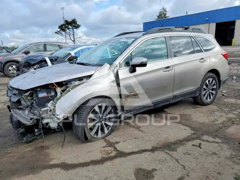 2015 Subaru Outback photo