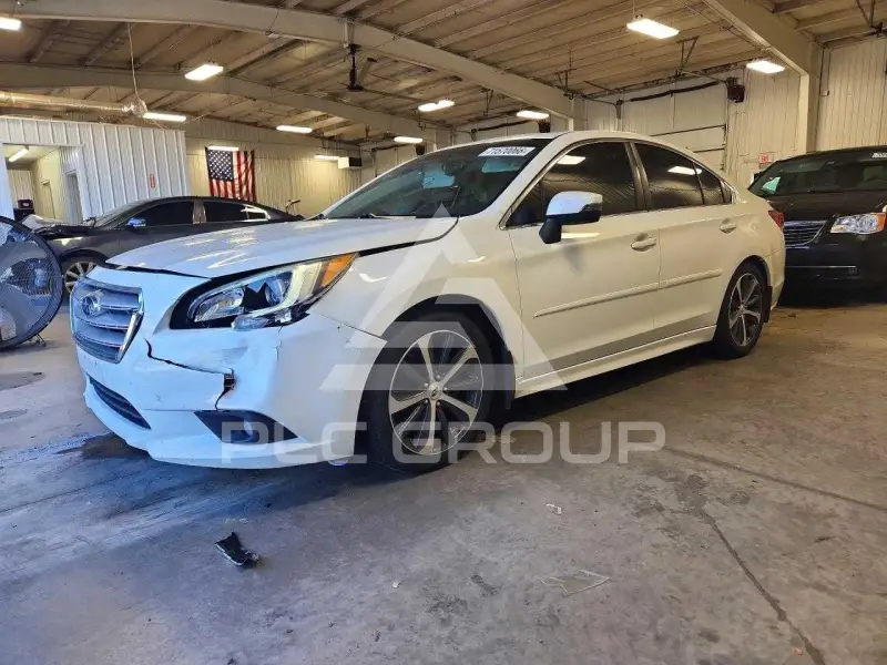 2015 Subaru Legacy фото