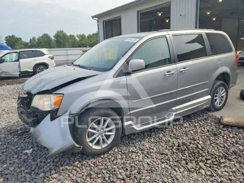 2015 Dodge CARAVAN photo