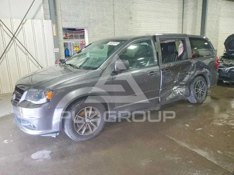 2015 Dodge CARAVAN фото