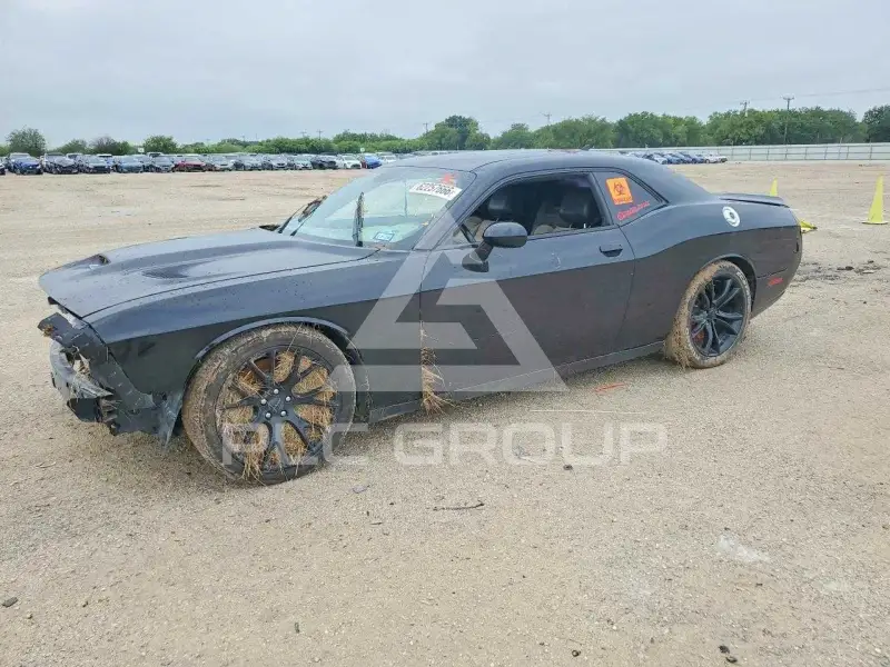 2015 Dodge CHALLENGER photo