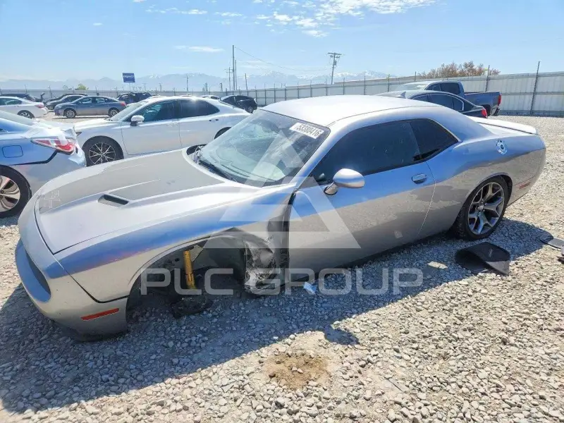 2015 Dodge CHALLENGER photo