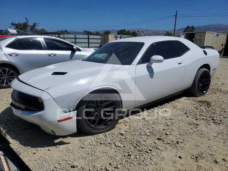 2015 Dodge CHALLENGER фото