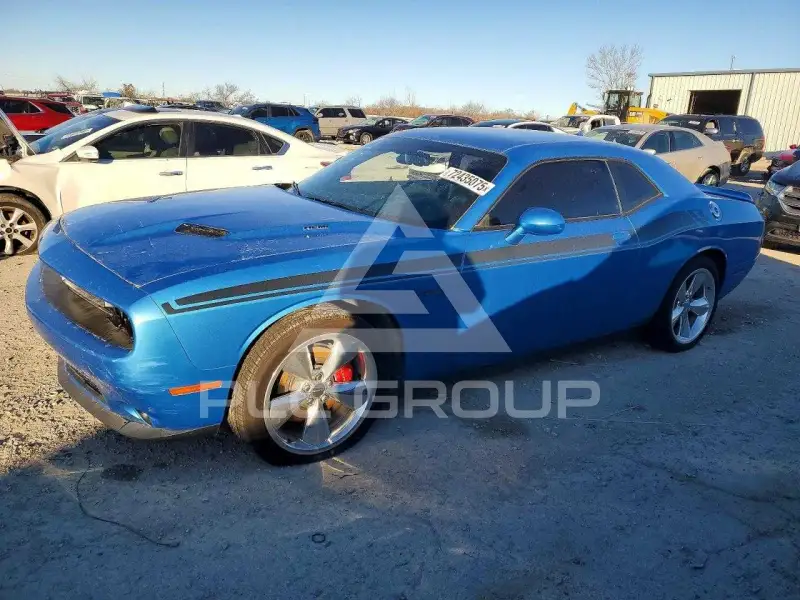2015 Dodge CHALLENGER photo