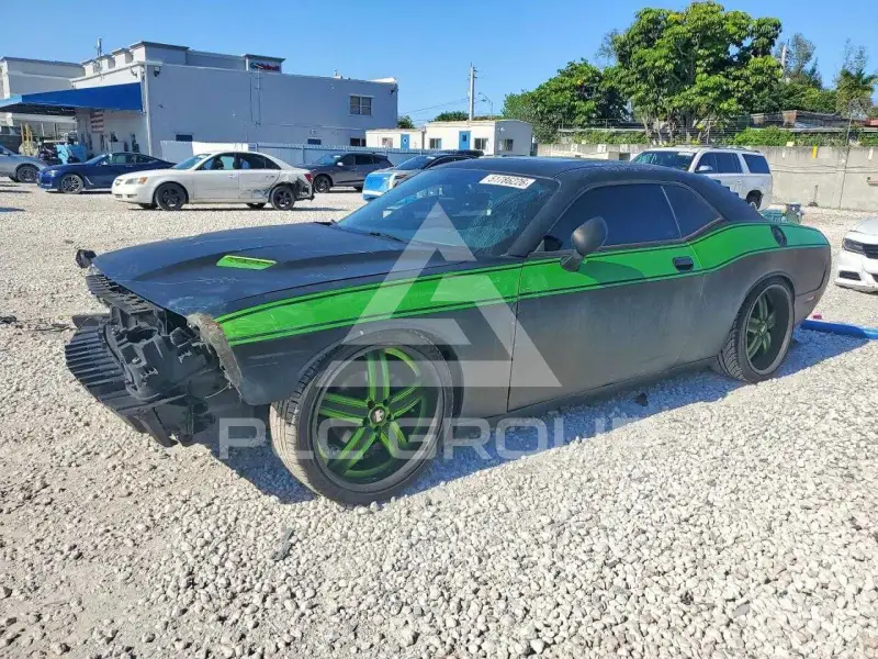 2015 Dodge CHALLENGER photo