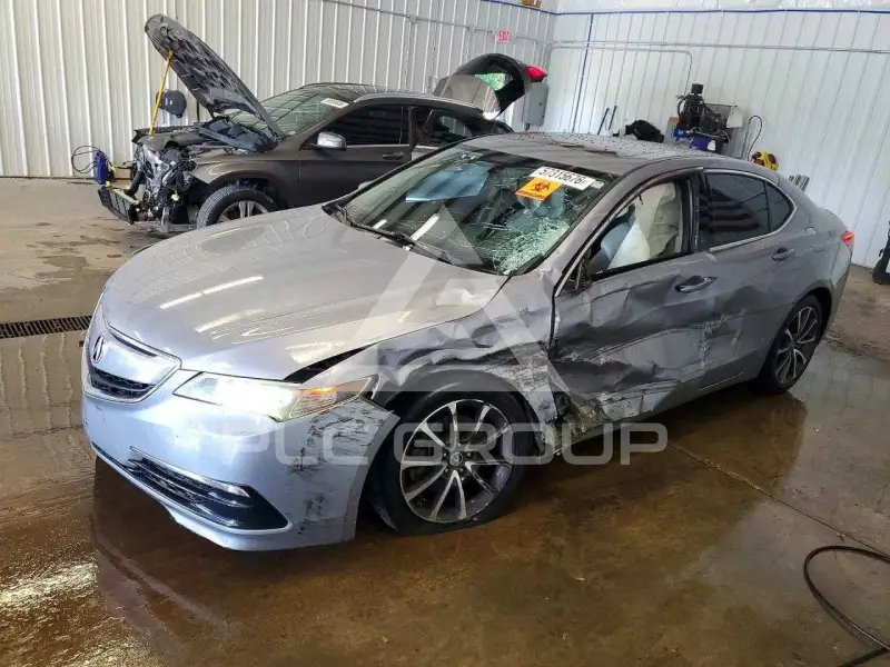 2015 Acura TLX photo