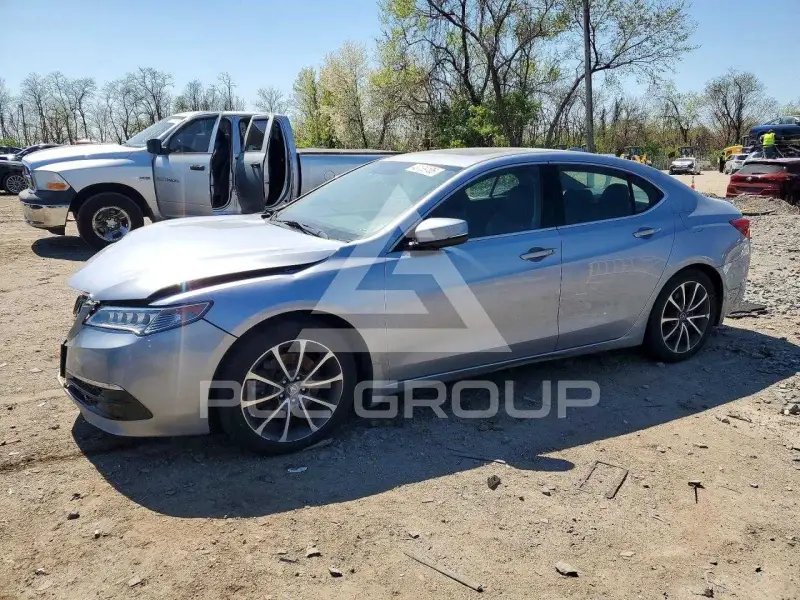 2015 Acura TLX photo
