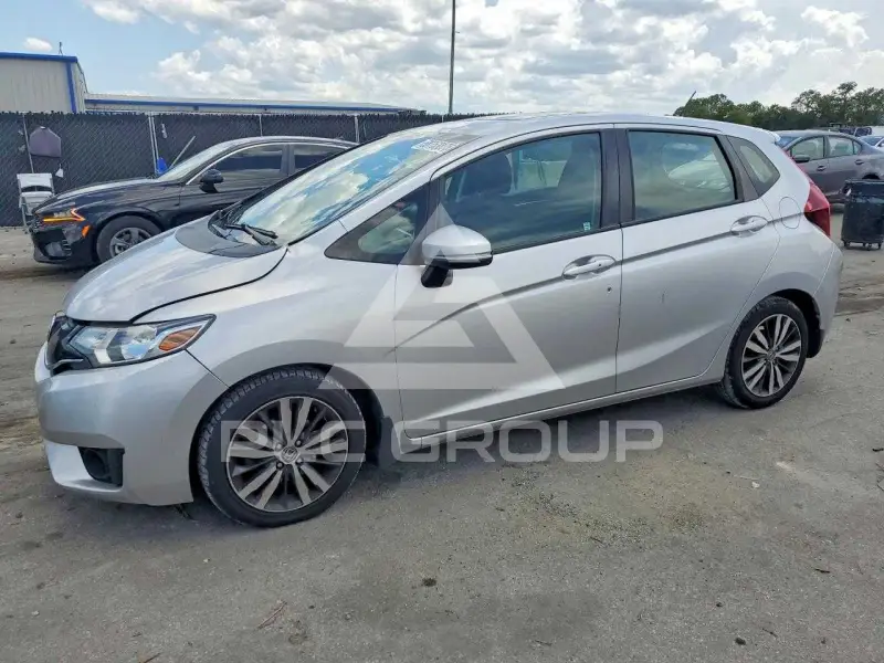 2015 Honda FIT photo