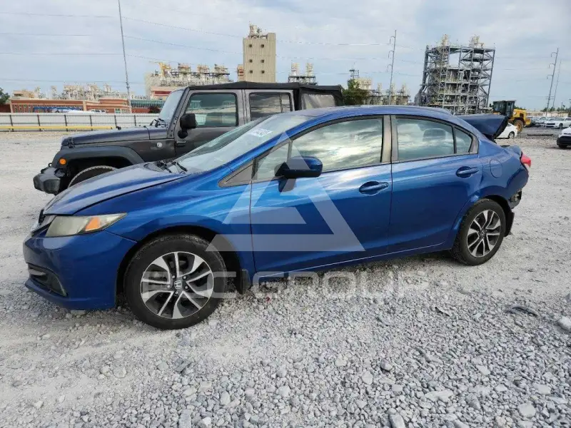 2015 Honda CIVIC фото