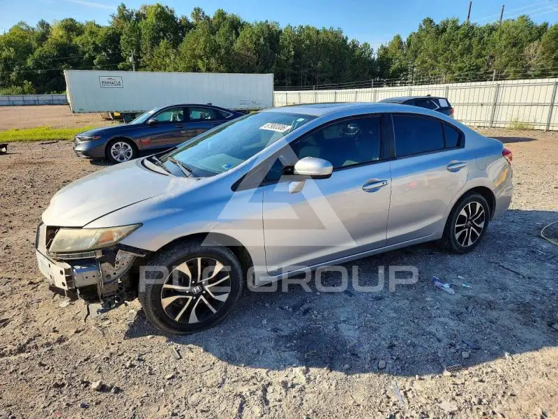 2015 Honda CIVIC фото