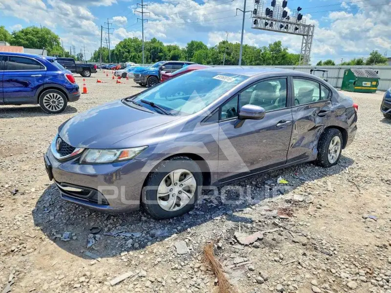 2015 Honda CIVIC фото