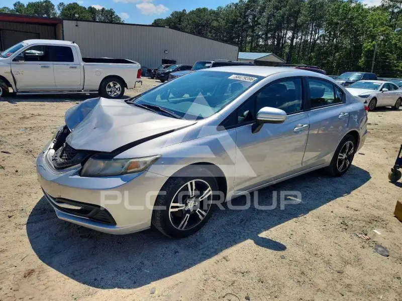 2015 Honda CIVIC фото